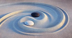 yin-yang-sand